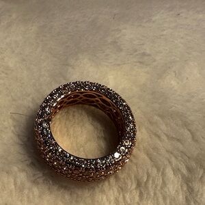 Elegant RoseGold  Women's Ring size 6